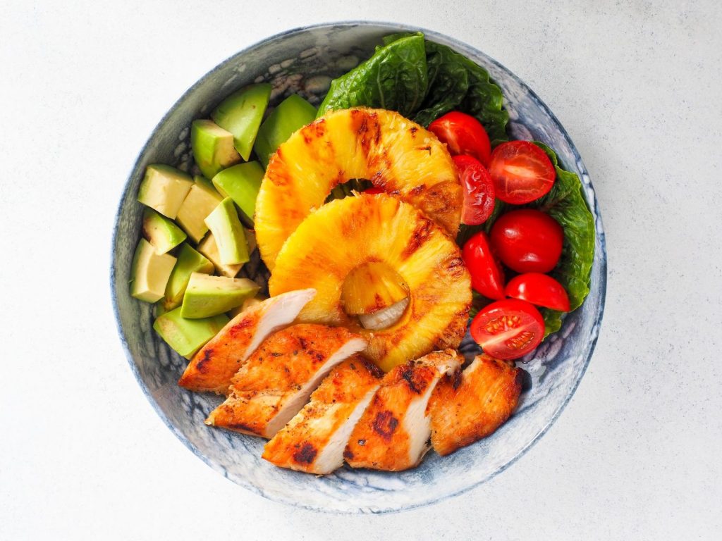 Un reste de poulet rôti transformé en salade.