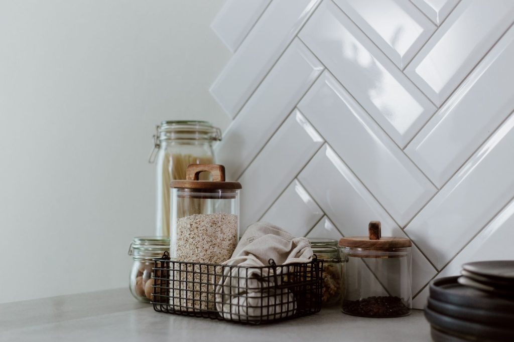 Bocaux en verre en cuisine