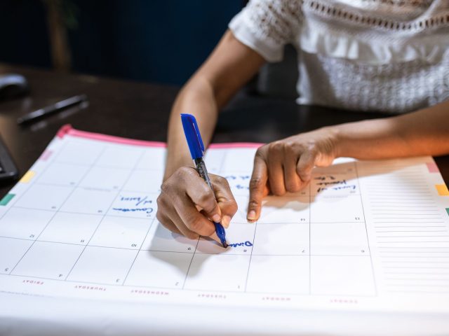 Les impacts des horaires de travail atypiques sur la santé des actifs