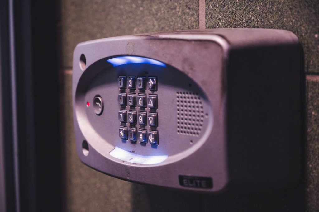 Comparatif alarme maison : ce que disent les tests indépendants
